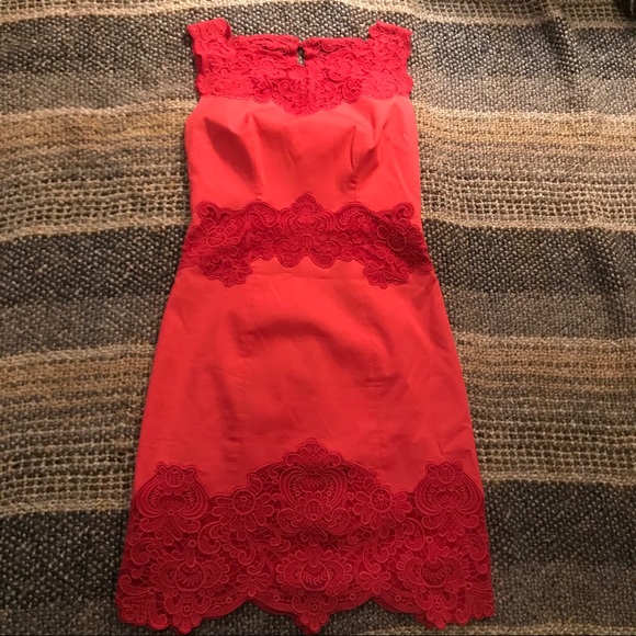Red Karen Millen dress with lace - Picture 4 of 10